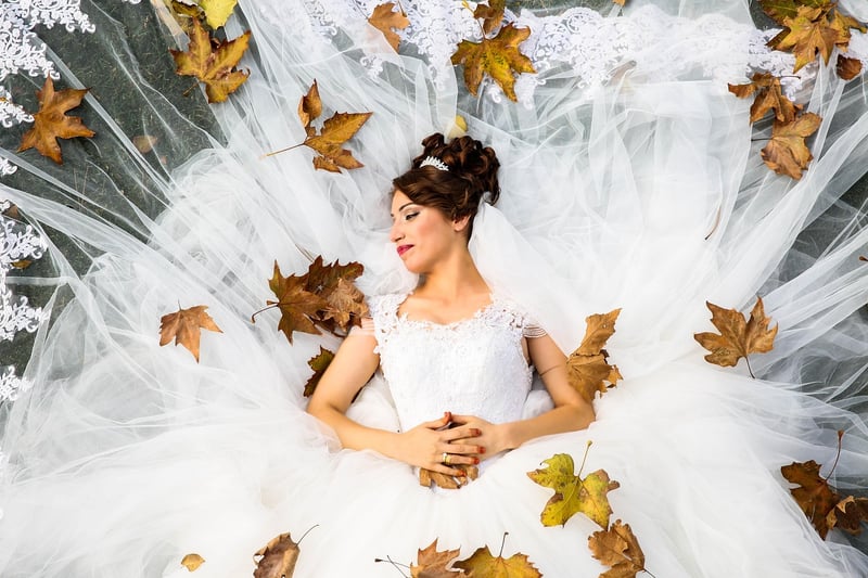 Classic Elegance Wedding Dress